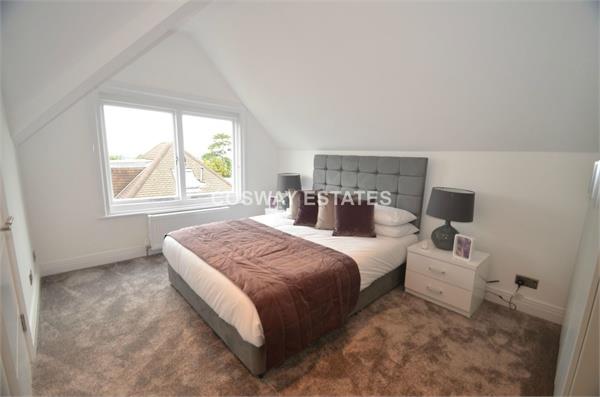 82 Marsh Lane, Mill Hill